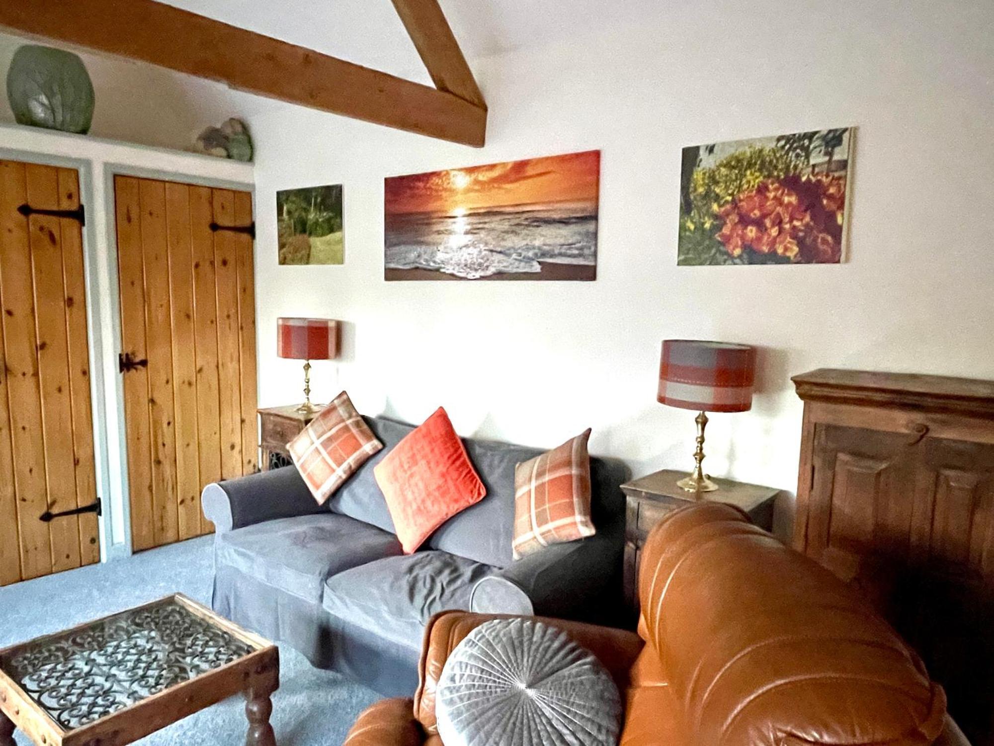 Church Farm Barn Annex Somerton  Bagian luar foto