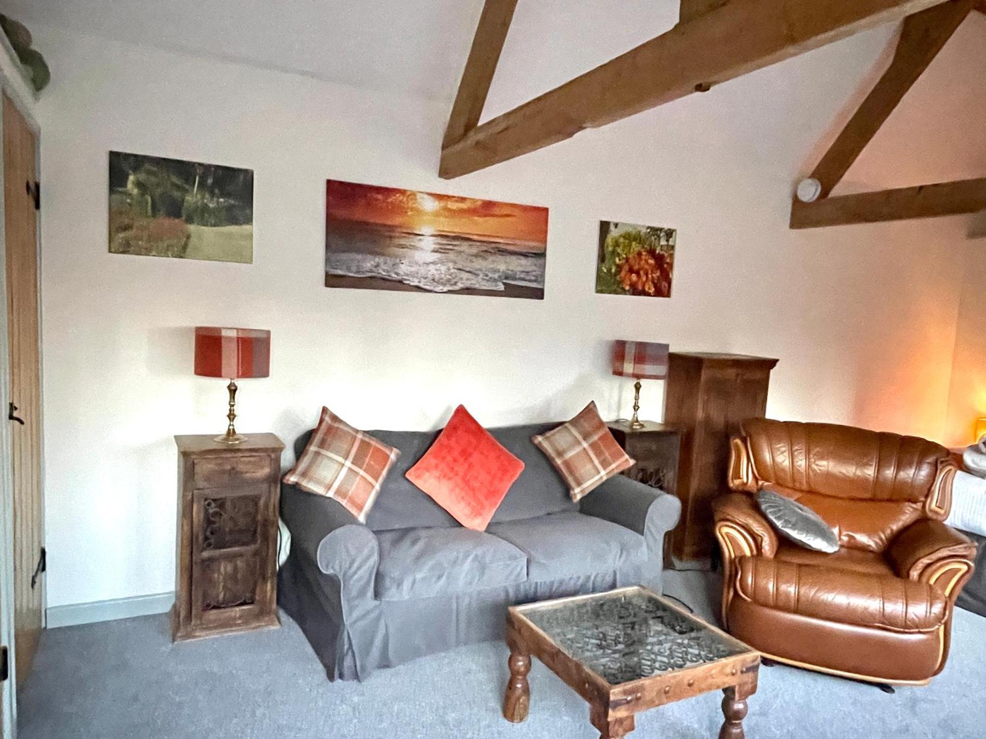 Church Farm Barn Annex Somerton  Bagian luar foto